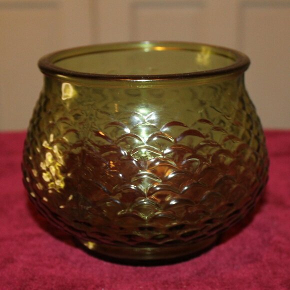 Vintage EO Brody Co Glass Emerald Green Fish Scale Pattern Bowl or Wide Vase - Picture 1 of 4